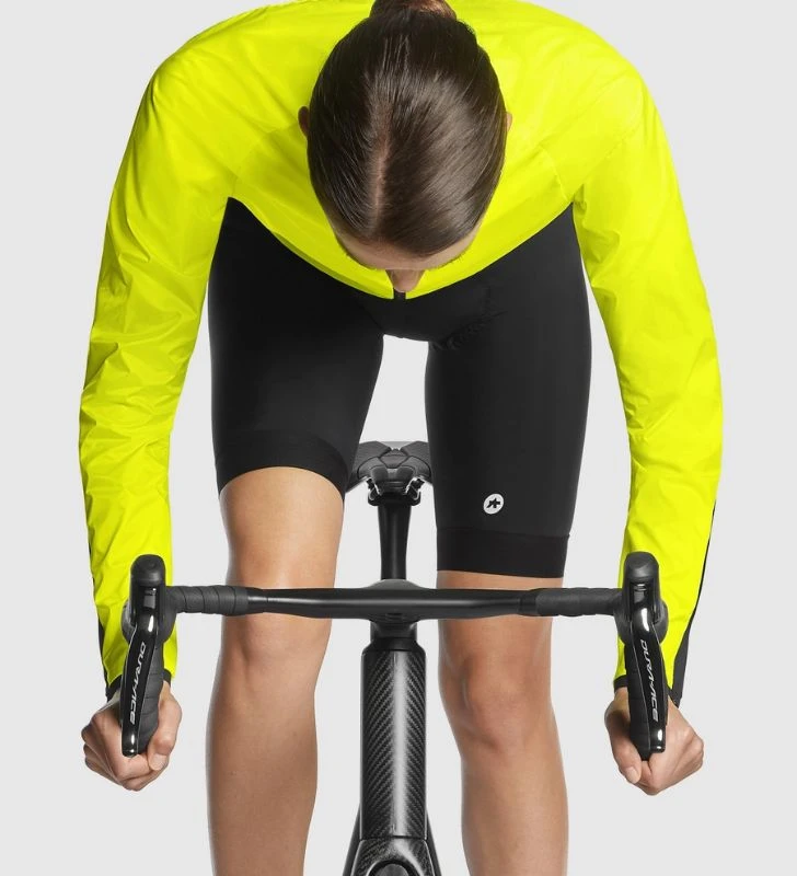 ASSOS Chaqueta Cortavientos Mujer Uma GT Wind Jacket C2 Optic Yellow - Imagen 4