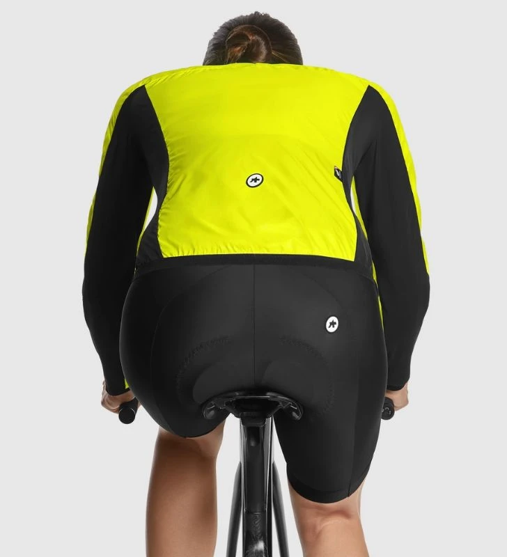 ASSOS Chaqueta Cortavientos Mujer Uma GT Wind Jacket C2 Optic Yellow - Imagen 5