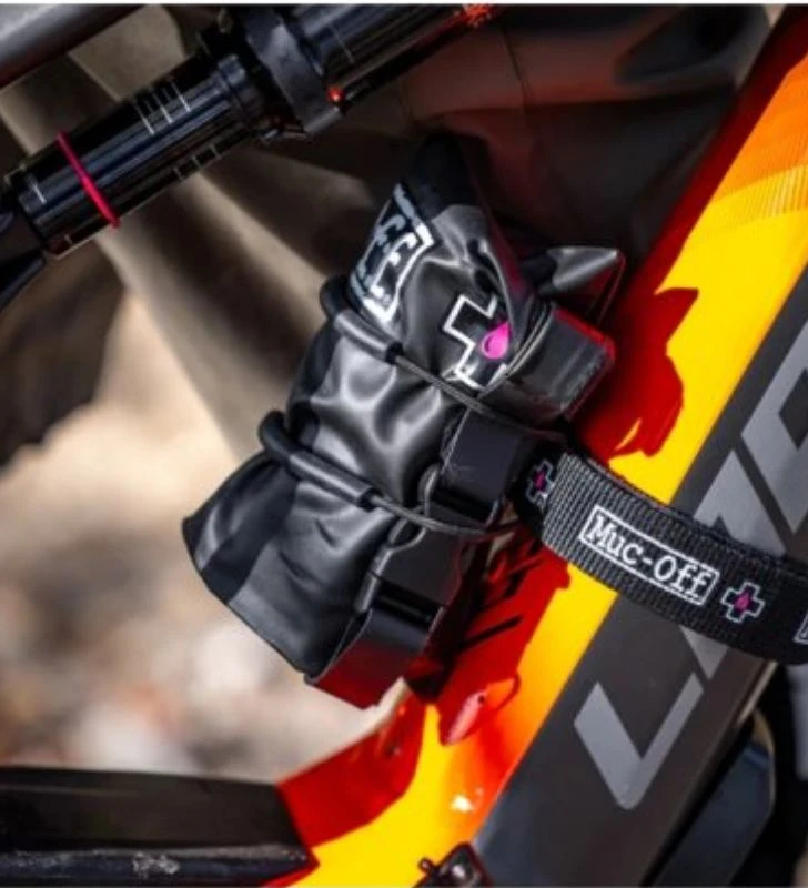 MUC-OFF Correa Portaobjetos Para Cuadro + Bolsa Impermeable Negro - Imagen 3